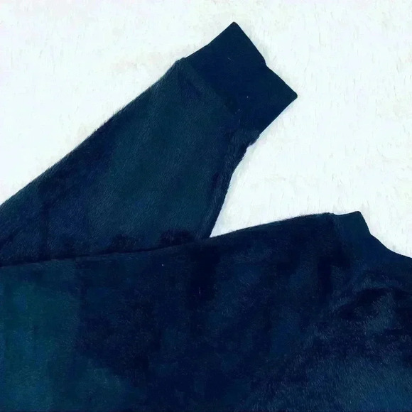 Topshop Black Furry Puma Long Sleeve Pullover Cropped Sweatshirt Size 4 - Picture 11 of 14